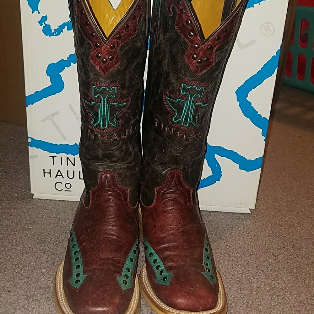 Tin Haul square toe cowboy boots